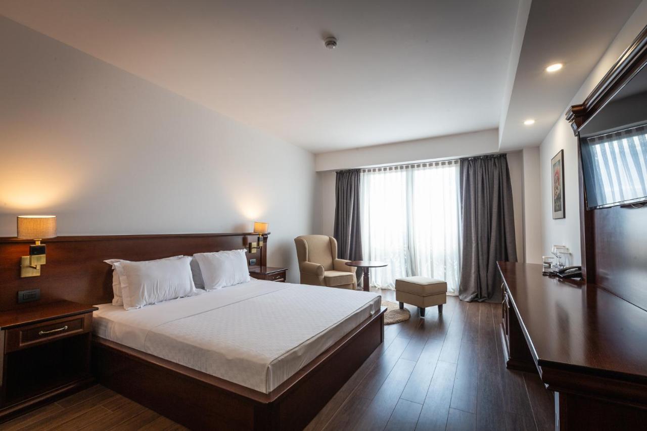 Hotel Sky Gevgelija Exteriör bild Deluxe Room