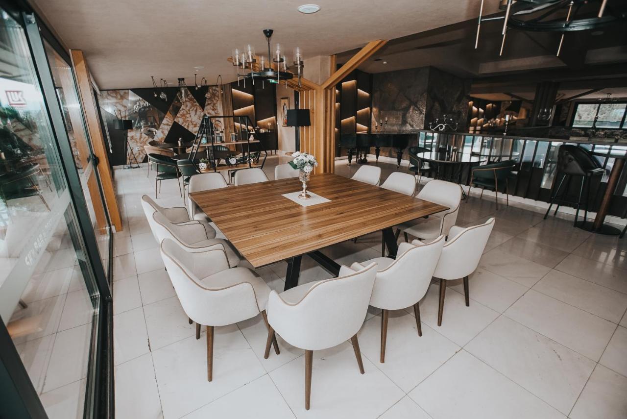 Hotel Sky Gevgelija Exteriör bild The interior of the restaurant